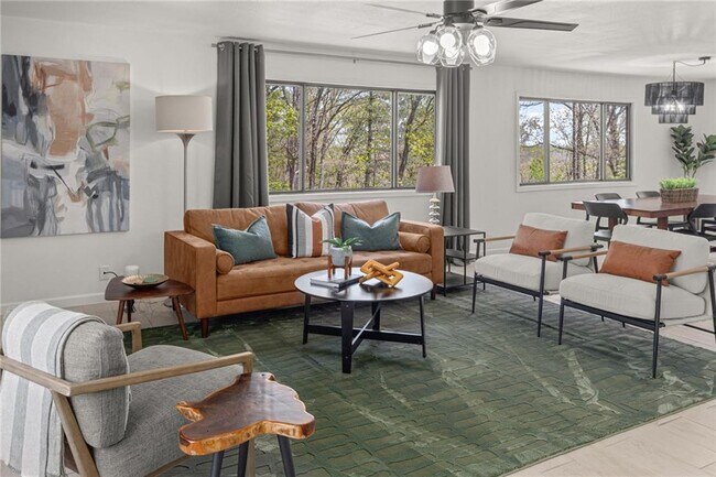 Building Photo - 2 Southport Ln