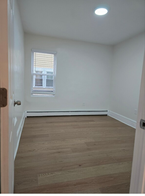 Building Photo - 78 Potters Ave