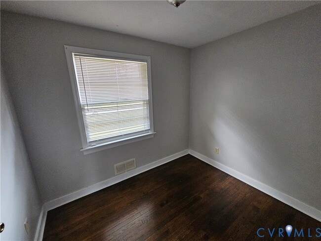 Building Photo - 523 Meriwether Ave