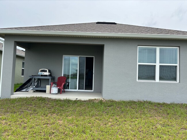 Building Photo - 1785 Southfork Dr
