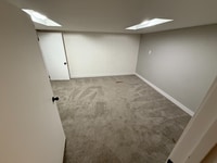 Building Photo - 106 E Main St