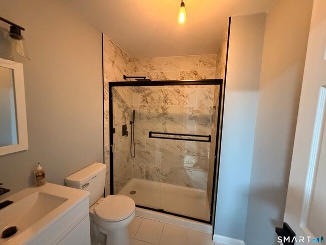 Building Photo - 39 Coram Rd