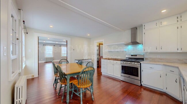 Building Photo - 2 Currituck Rd