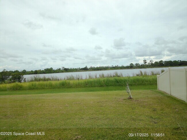 Building Photo - 2073 Farmhouse Rd SE