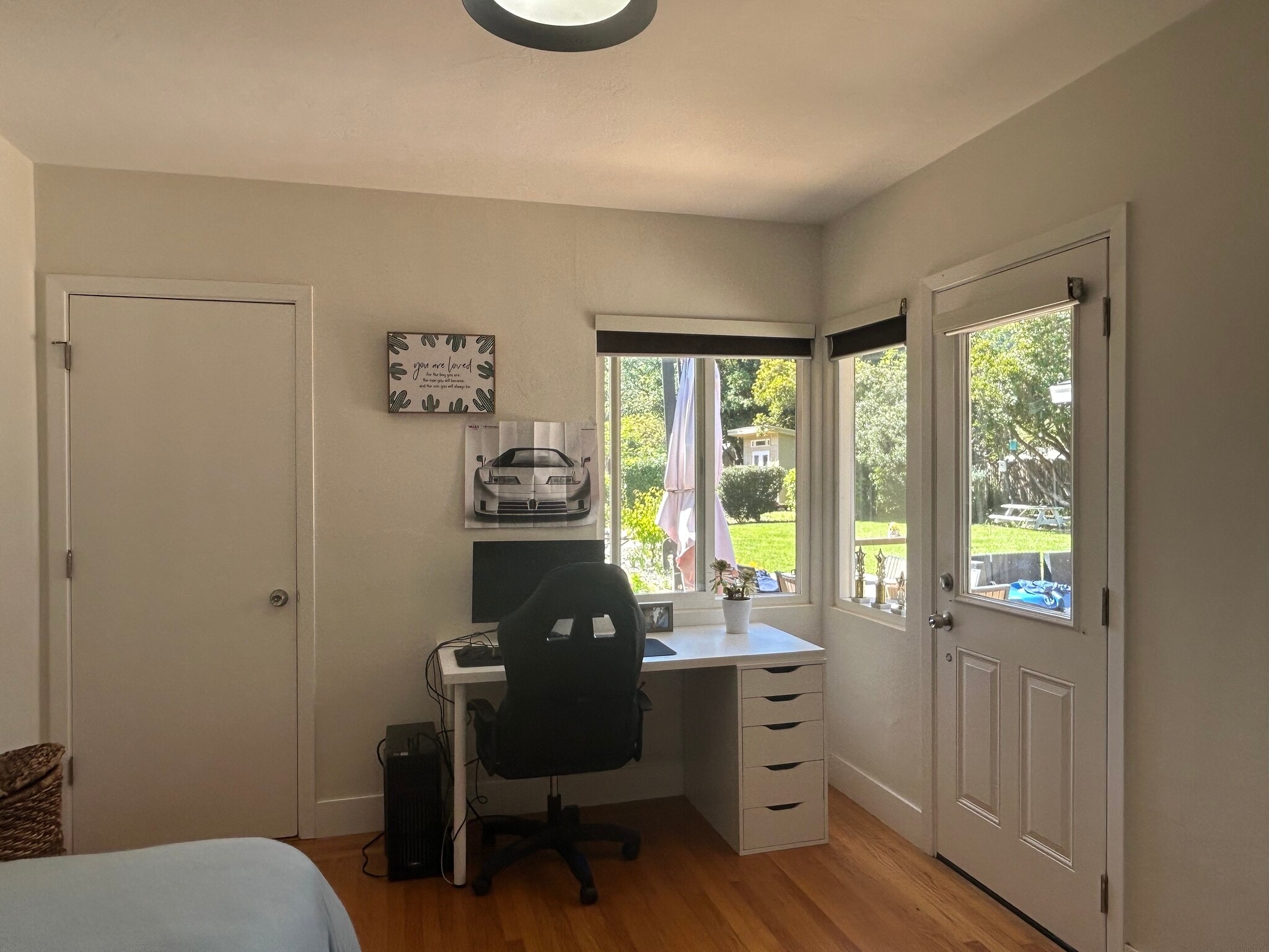 3rd bedroom or childs room. Access to shared bathroom and door to patio - 1415 Butterfield Rd