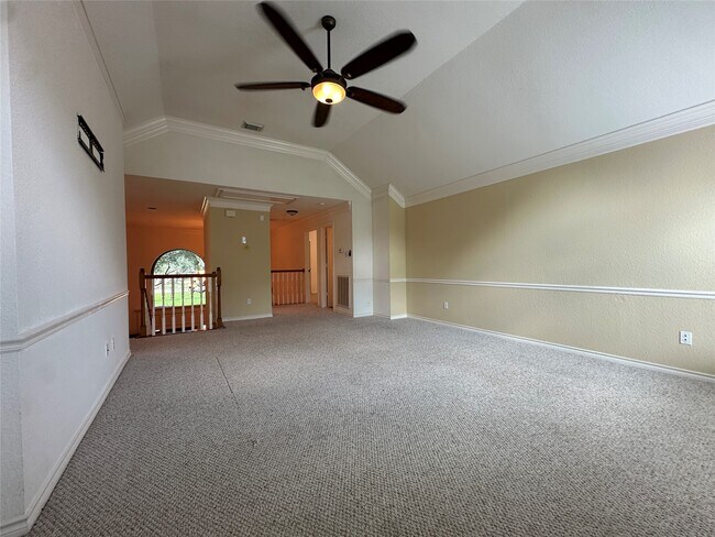 Building Photo - 3206 Oakland Dr