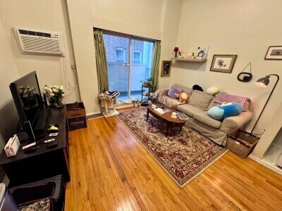 Building Photo - 21 Symphony Rd