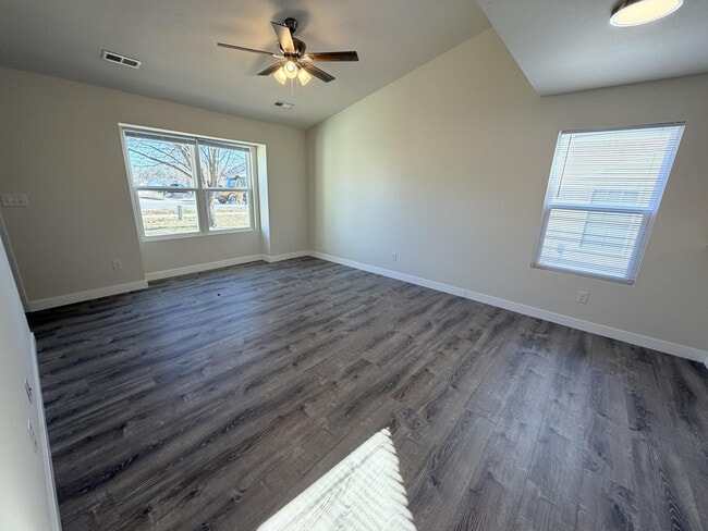 Building Photo - 1701 Hanover Blvd