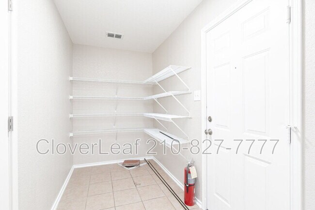 Building Photo - 129 Gatewood Bay