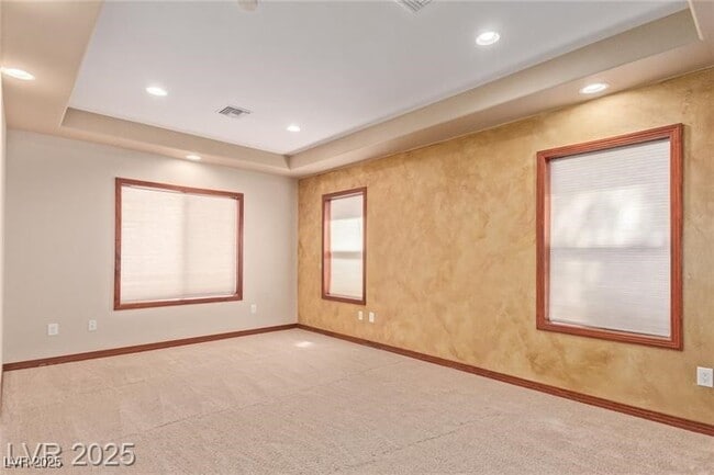 Building Photo - 1008 Trophy Hills Dr