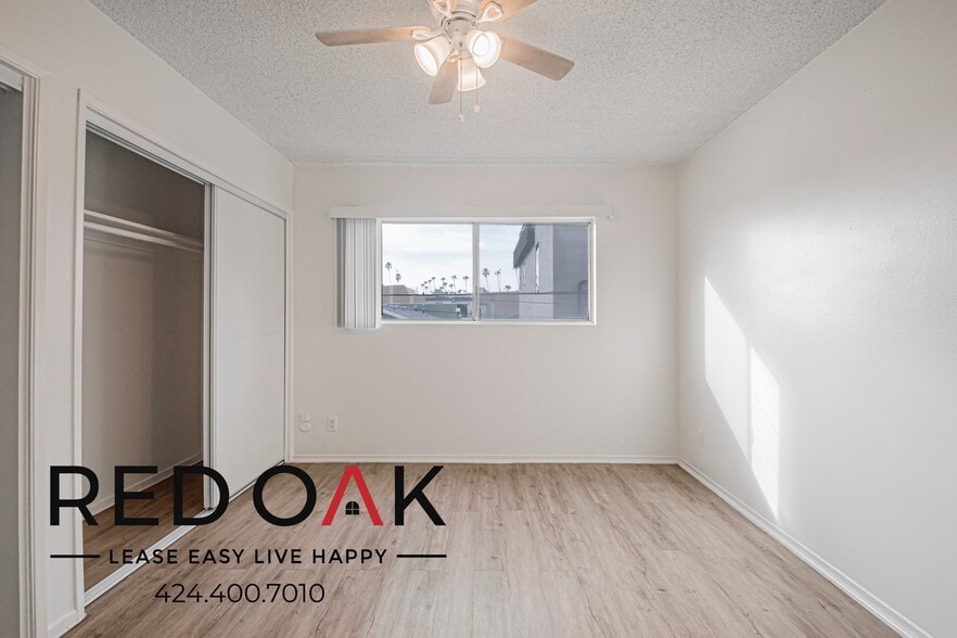 Building Photo - 915 N Wilton Pl