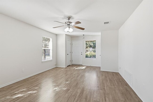 Building Photo - 177 Pebble Creek Ln