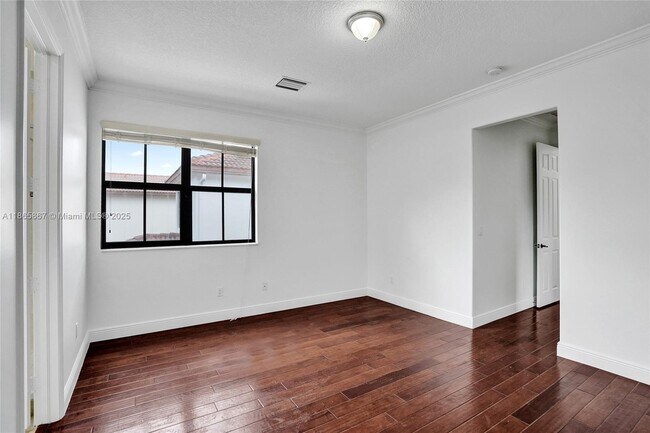 Building Photo - 8387 NW 38th St