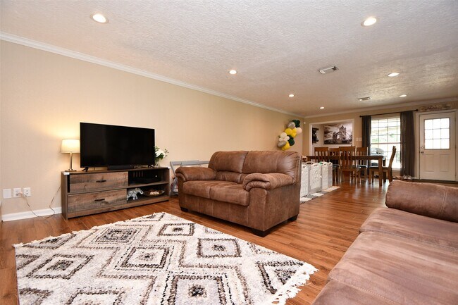 Building Photo - 3410 Plum Brook Ln
