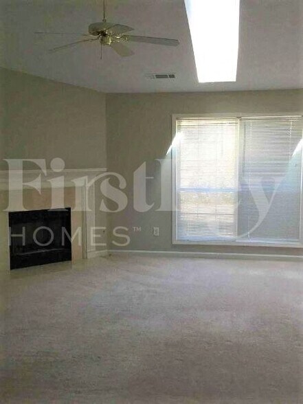 Building Photo - 799 Avalon Forest Way