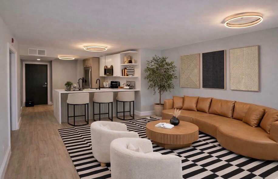 Building Photo - Aliro