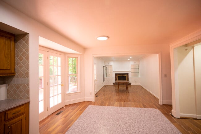 Building Photo - 3658 Thomasson Crossing Dr