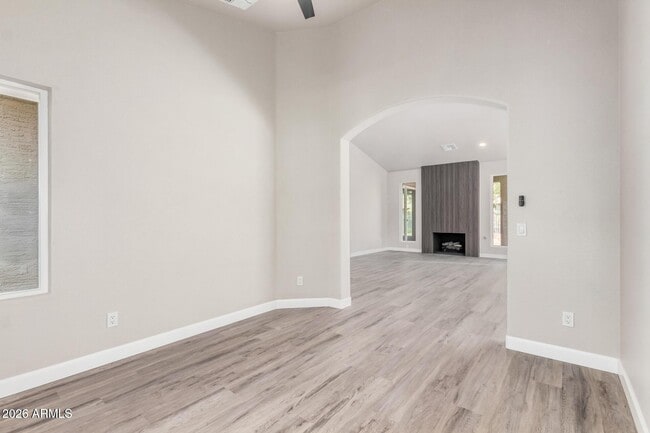 Building Photo - 9310 E Crystal Dr