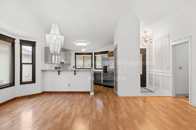 Building Photo - 2698 E Bergeson St