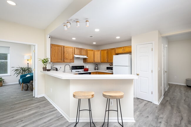 Building Photo - 8120 Autumn Woods Trl