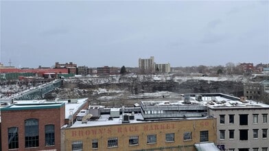 Building Photo - 224 Mill St