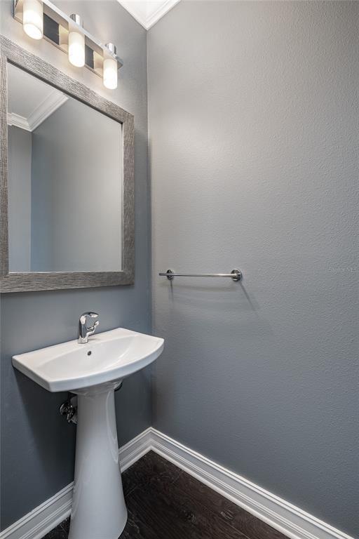 Building Photo - 222 S Audubon Ave