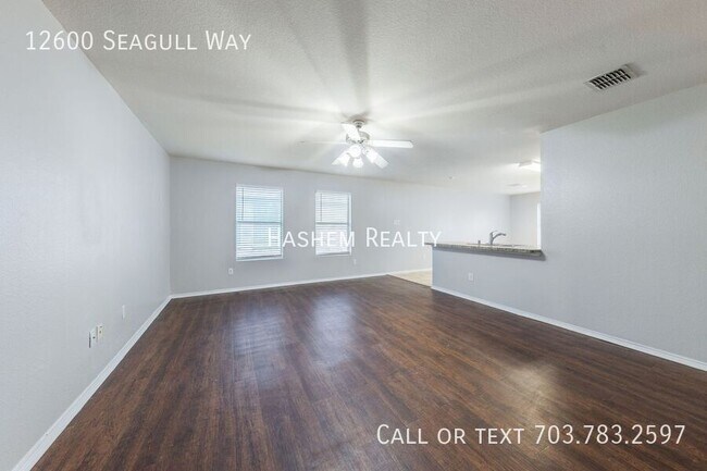Building Photo - 12600 Seagull Way