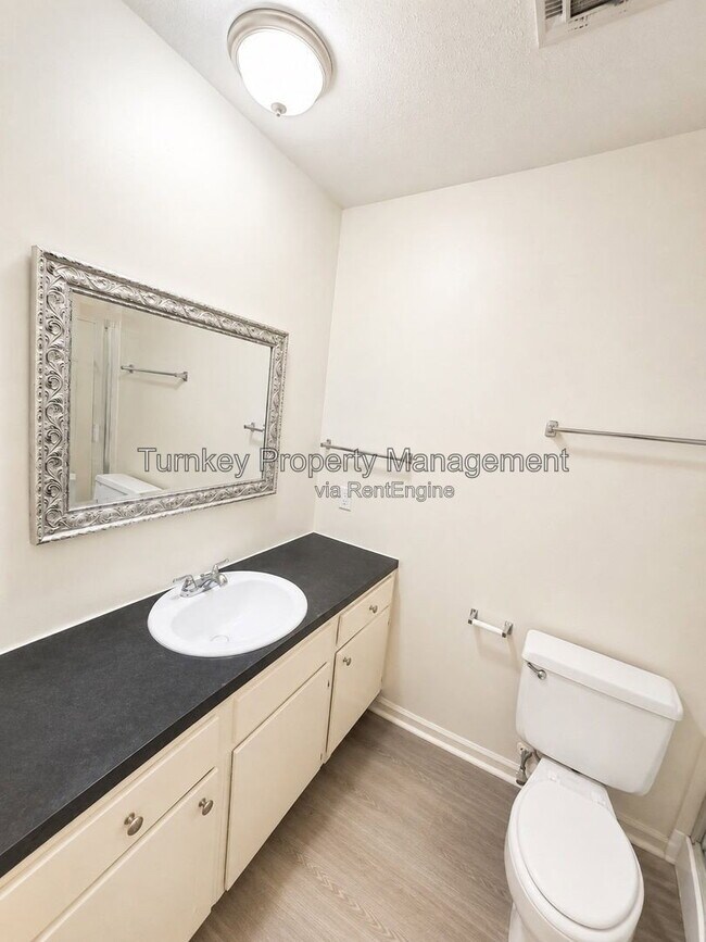 Building Photo - 9122 Tanya Dr