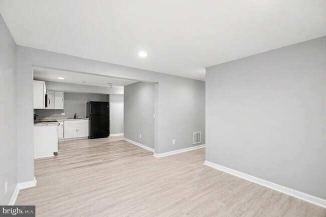 Building Photo - 91 Chaps Ln