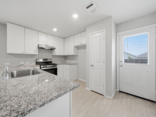 Building Photo - Welcome to 423 Ambush Ridge in San Antonio