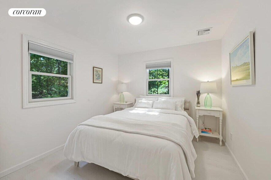 Building Photo - 22 Laurel Ln