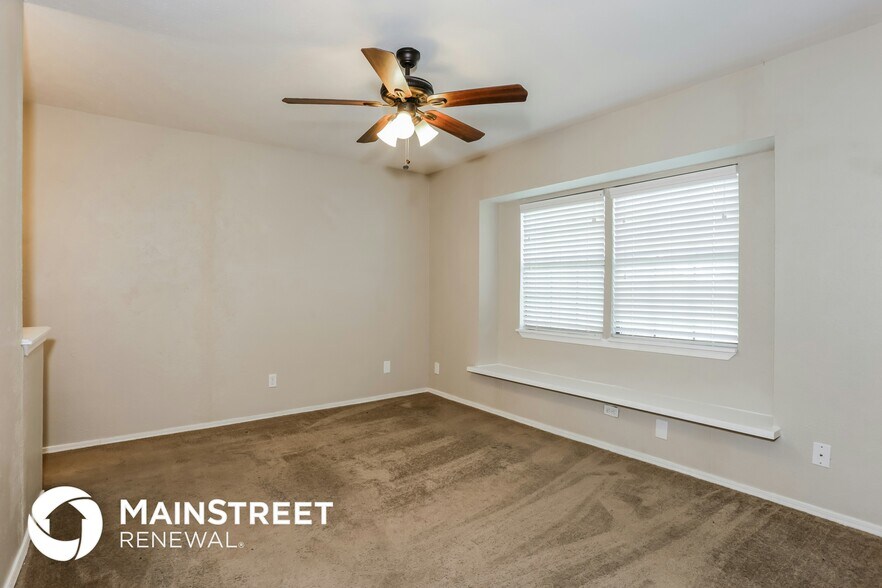 Building Photo - 7300 Wayfarer Trail