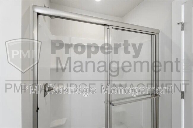 Building Photo - 414 Sydney Dr