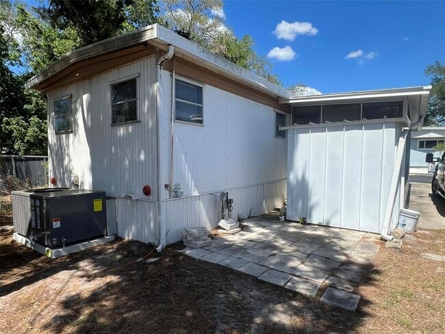 Building Photo - 7801 34th Ave N