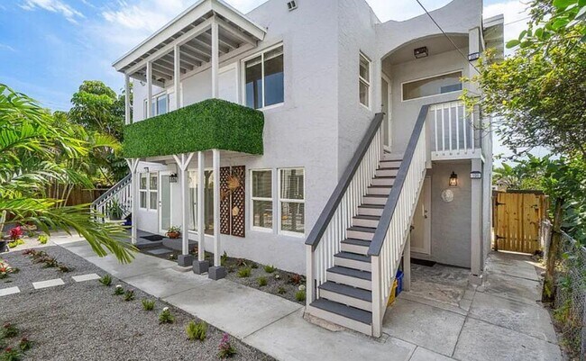 Primary Photo - 414 33rd St