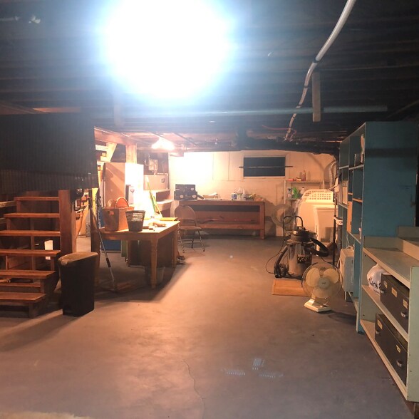 Building Photo - 3007 16th Ave S