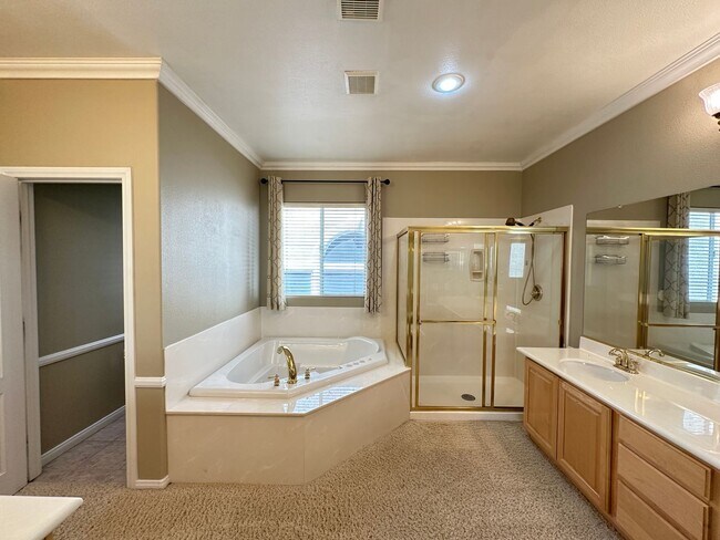 Building Photo - Chardonnay #61 By Lewis Homes