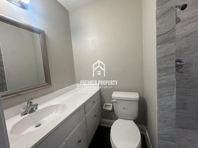 Building Photo - 7086 Hillshire Dr
