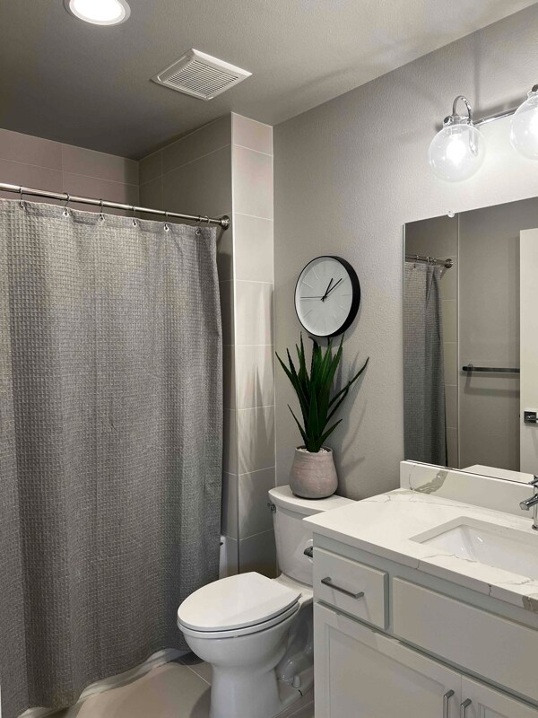 Building Photo - 12048 NE 108th St