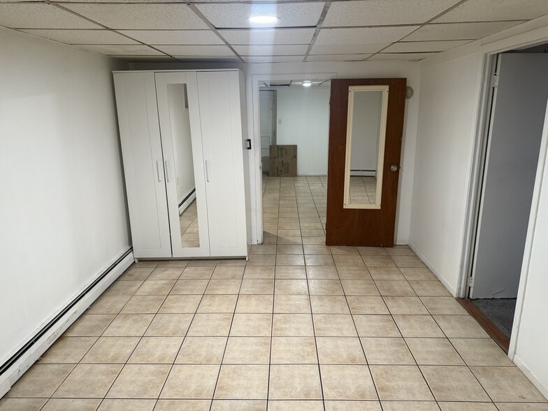 Building Photo - 225 Travis Ave