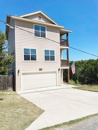 Building Photo - 1889 Windmere