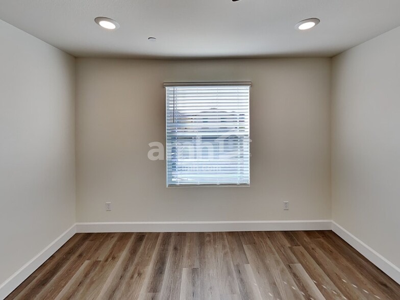 Building Photo - 148 Nico Azalea Ln