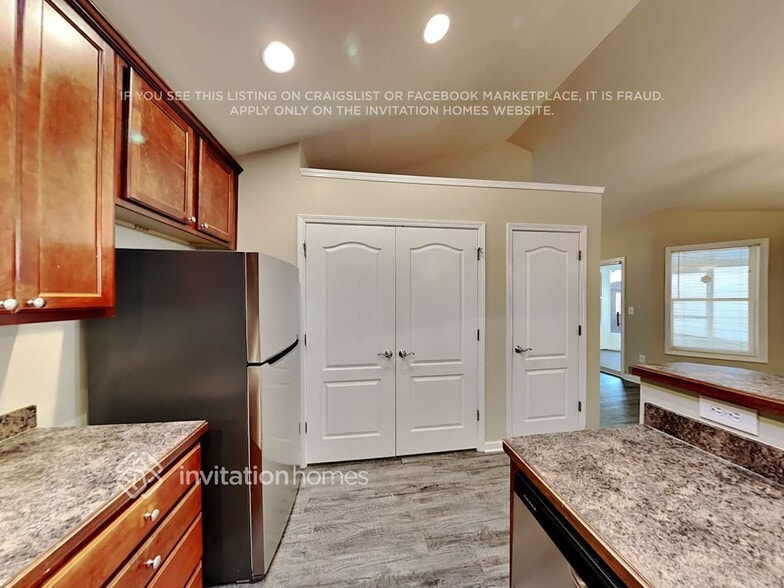 Building Photo - 143 Jaime Dr