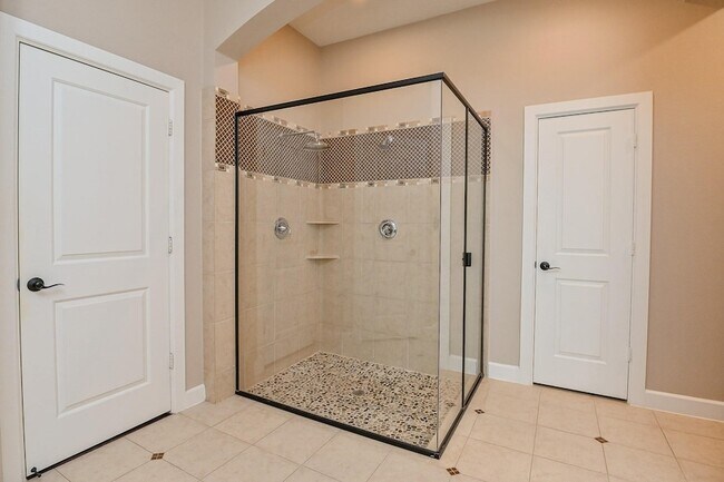 Building Photo - 24618 Fremont Manor Ln