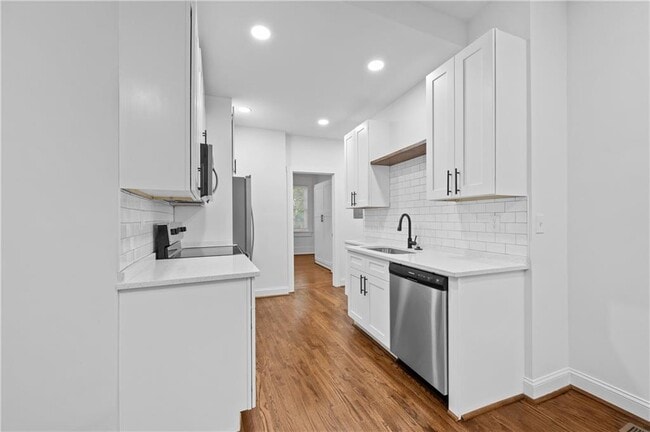 Building Photo - 360 Ponce De Leon Ave NE