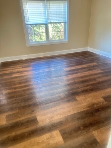 Living area View #2 - 214 Mara St