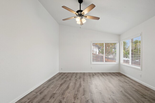 Building Photo - 34 Altamont Dr