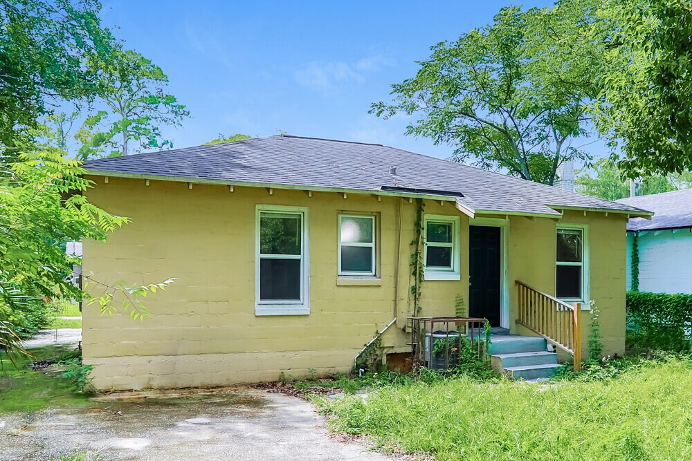 Building Photo - 2969 Myra St