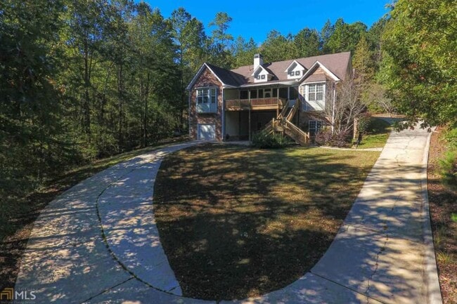 Building Photo - 168 Hamlin Rd