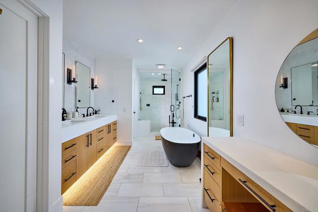 Building Photo - 1472 Neptune Ave